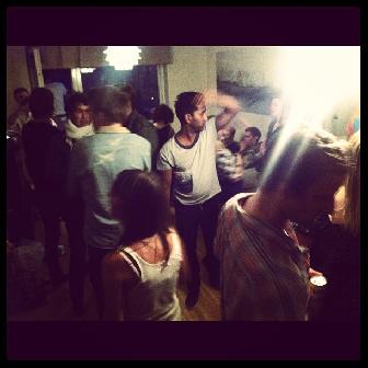2012-04-29 21:32:37