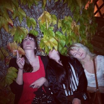 2012-10-25 23:24:12