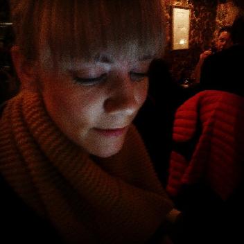 2013-12-12 19:49:33