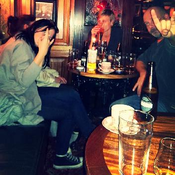 2014-10-25 00:52:04