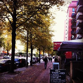 2012-10-04 16:33:25