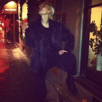 2012-01-11 00:39:39