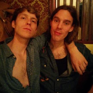 2014-10-05 00:12:14
