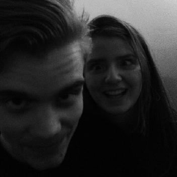 2013-11-21 22:10:11
