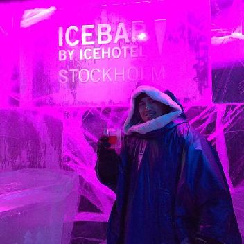 2015-12-18 22:53:30