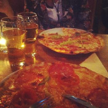 2013-11-27 18:00:14