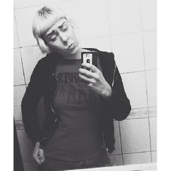 2013-11-05 22:05:27