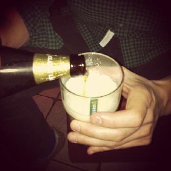 2012-01-14 22:08:54