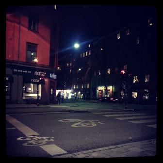 2012-11-23 22:20:08