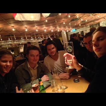 2015-04-04 00:27:48