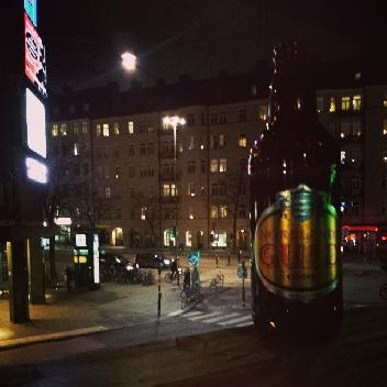 2013-11-22 22:00:05