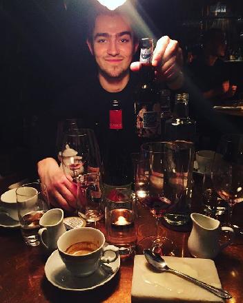 2015-11-11 21:45:44