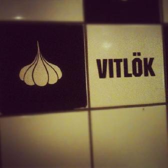2012-08-19 20:03:34