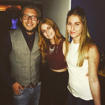 2015-12-25 23:19:22