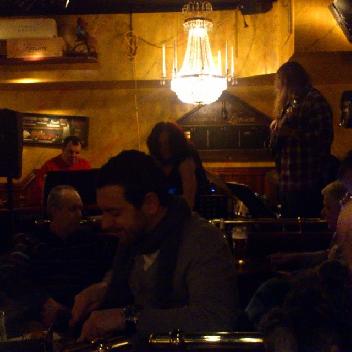 2014-01-25 22:03:11