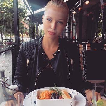 2015-08-28 19:27:22