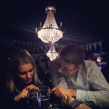 2015-10-08 01:57:03
