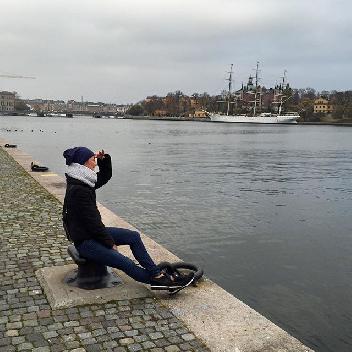 2015-11-01 22:49:45