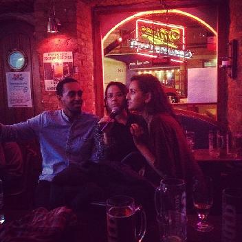 2014-10-10 00:04:07