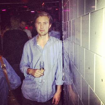 2012-11-11 01:21:51