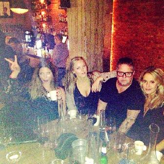 2013-09-01 00:22:03