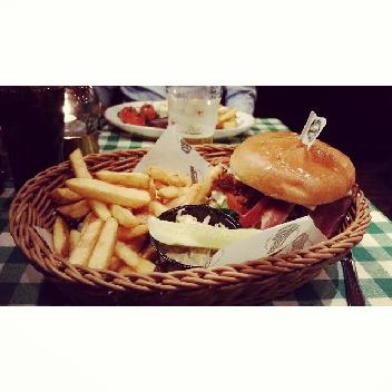 2015-02-27 19:00:32