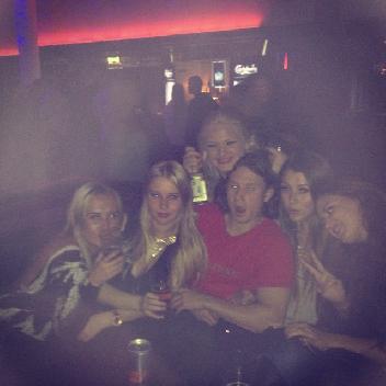 2014-10-11 00:00:52