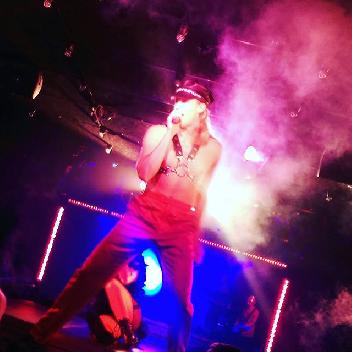 2015-11-27 21:31:33