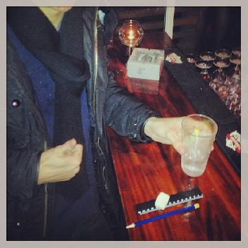 2013-10-27 01:11:48